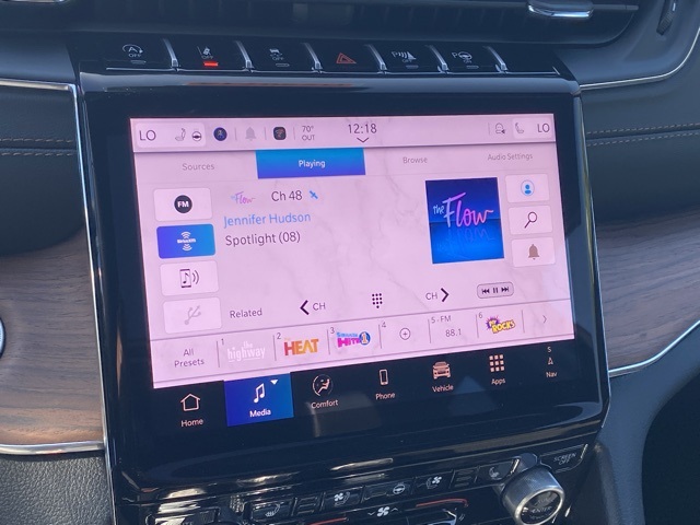 new 2025 Jeep Grand Cherokee car, priced at $52,998