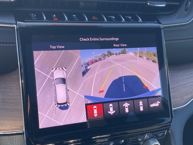 new 2025 Jeep Grand Cherokee car, priced at $52,998