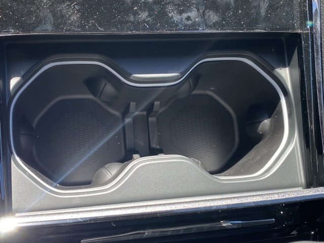 new 2025 Jeep Grand Cherokee car, priced at $52,998