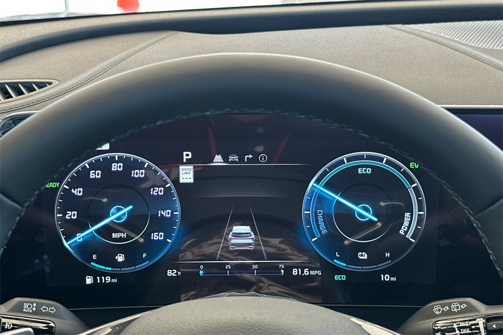 new 2025 Kia Sportage Plug-In Hybrid car, priced at $46,375