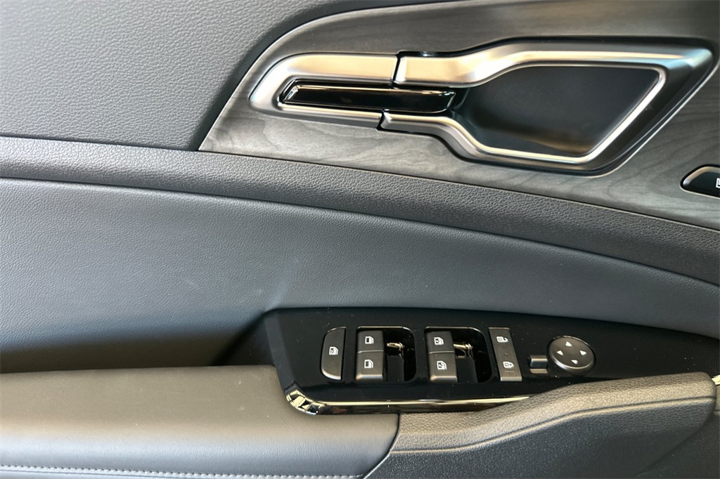new 2025 Kia Sportage Plug-In Hybrid car, priced at $46,375