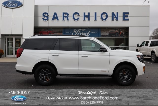 new 2025 Ford Expedition car, priced at $85,180