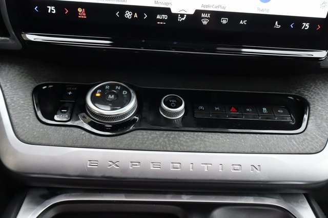 new 2025 Ford Expedition car, priced at $85,180