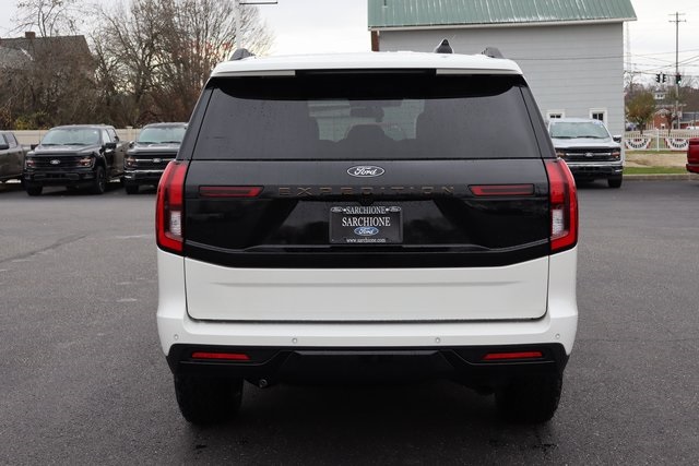 new 2025 Ford Expedition car, priced at $85,180