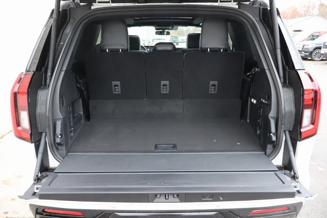 new 2025 Ford Expedition car, priced at $85,180