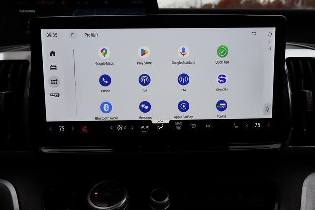 new 2025 Ford Expedition car, priced at $85,180