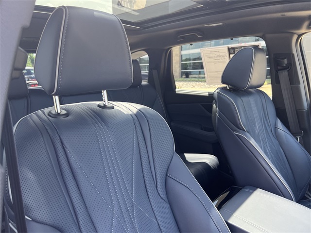 used 2024 Acura MDX car, priced at $60,730