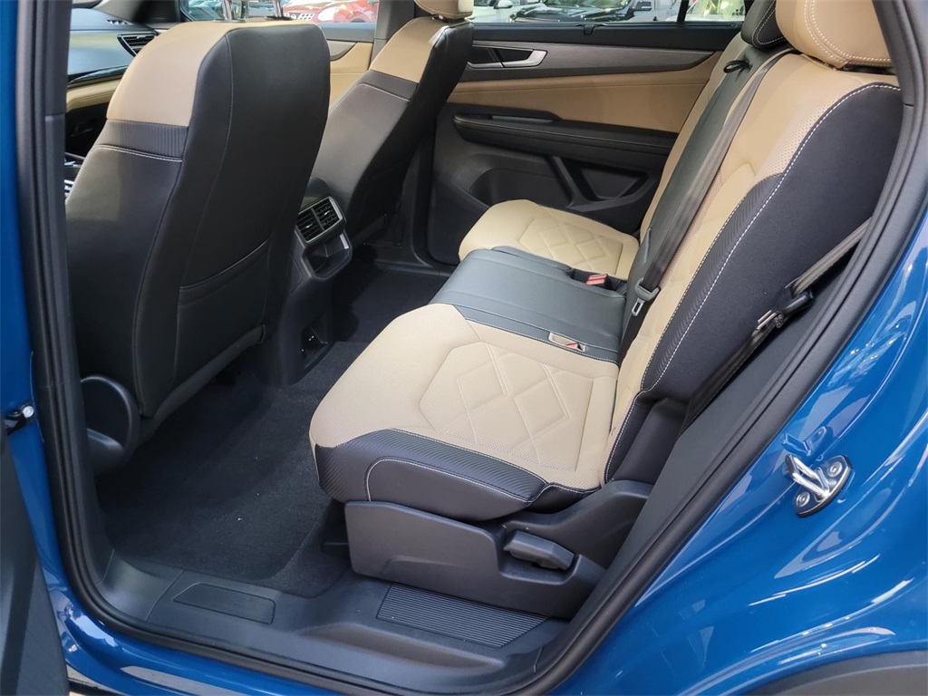 new 2026 Volkswagen Atlas Cross Sport car, priced at $45,994