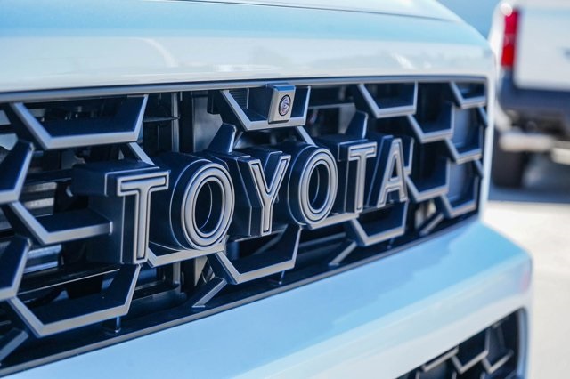 new 2025 Toyota 4Runner i-FORCE MAX Hybrid car, priced at $70,439
