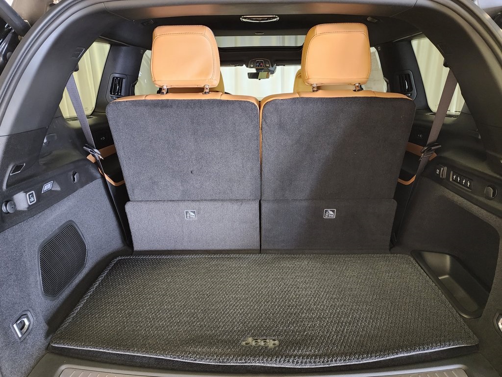 new 2025 Jeep Grand Cherokee L car, priced at $62,226
