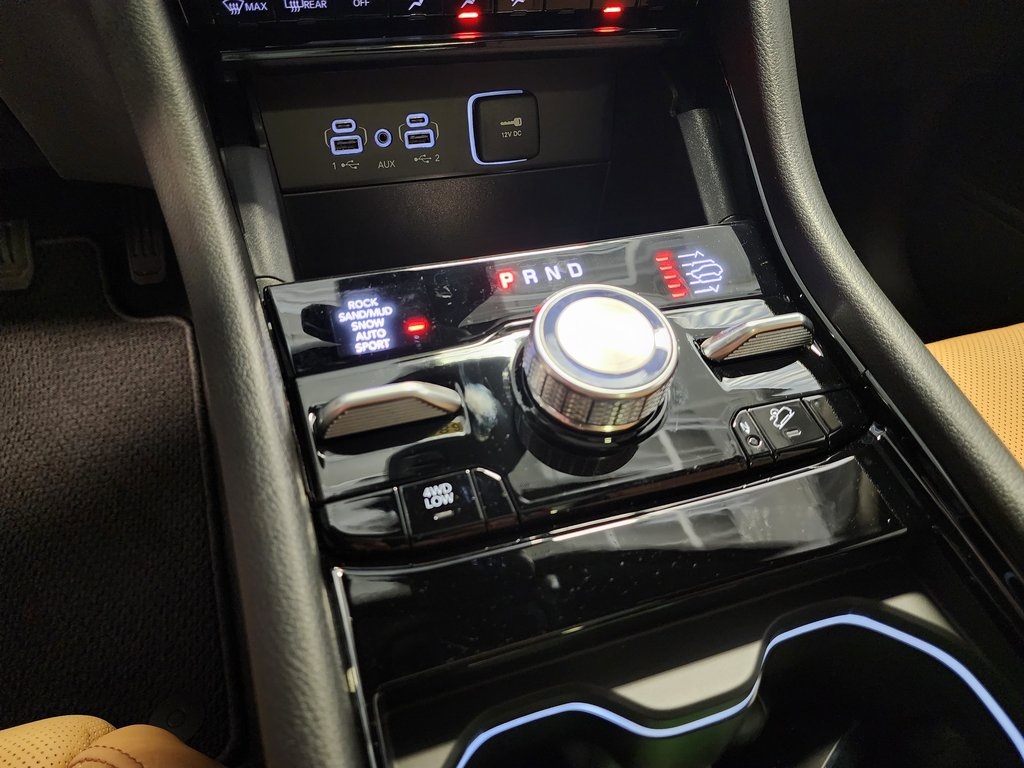 new 2025 Jeep Grand Cherokee L car, priced at $62,226