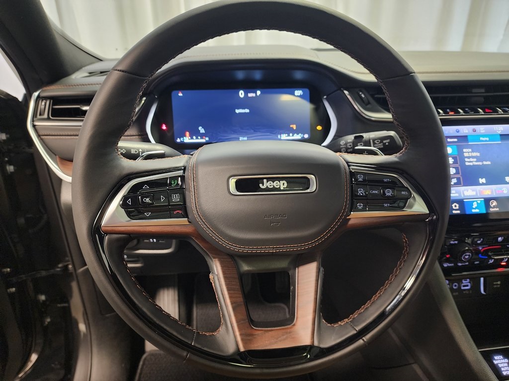 new 2025 Jeep Grand Cherokee L car, priced at $62,226