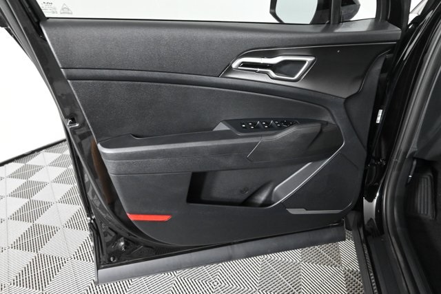 new 2026 Kia Sportage Hybrid car, priced at $33,034