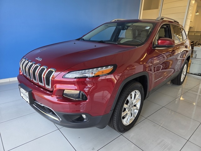 used 2017 Jeep Cherokee car, priced at $10,377