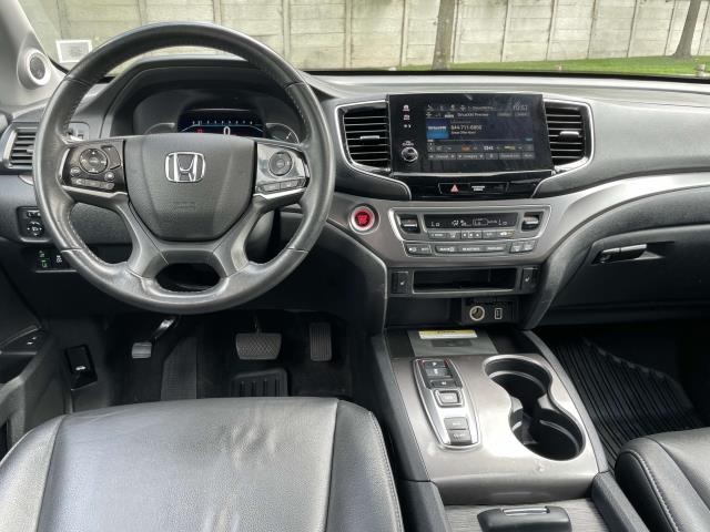 used 2022 Honda Pilot car, priced at $30,772