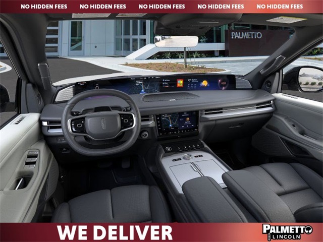 new 2025 Lincoln Navigator car, priced at $112,930