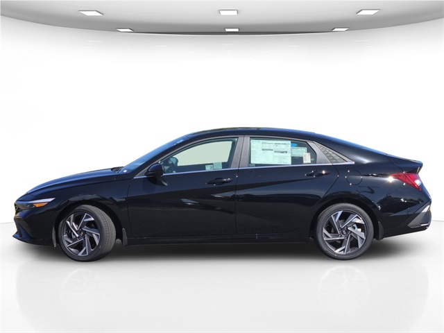 new 2025 Hyundai Elantra car, priced at $24,680