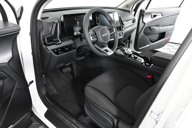 new 2025 Kia Sportage Hybrid car, priced at $32,643
