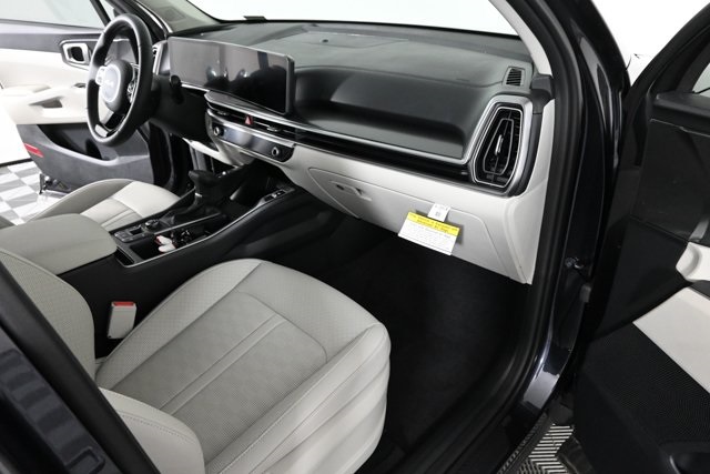 new 2025 Kia Sorento car, priced at $35,394