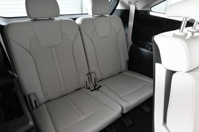 new 2025 Kia Sorento car, priced at $35,394
