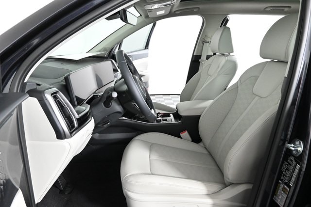 new 2025 Kia Sorento car, priced at $35,394
