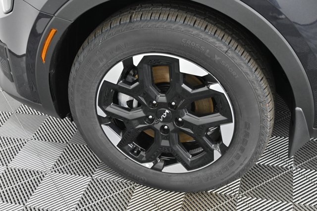 new 2025 Kia Sorento car, priced at $35,394