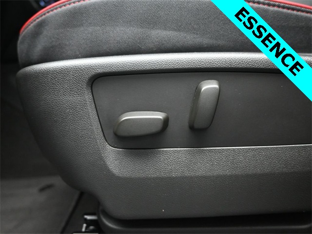 used 2023 Buick Envision car, priced at $26,008