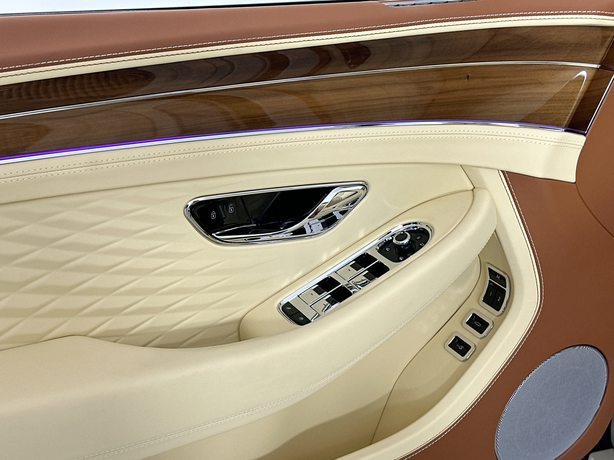 new 2026 Bentley Continental GTC car