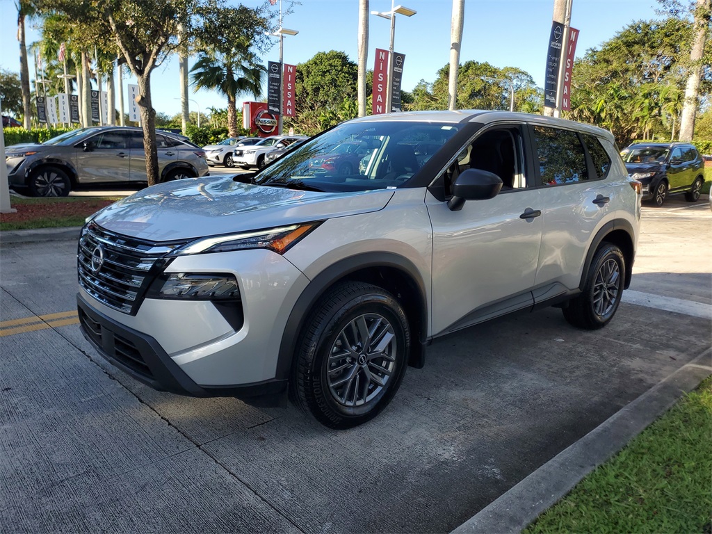 used 2025 Nissan Rogue car