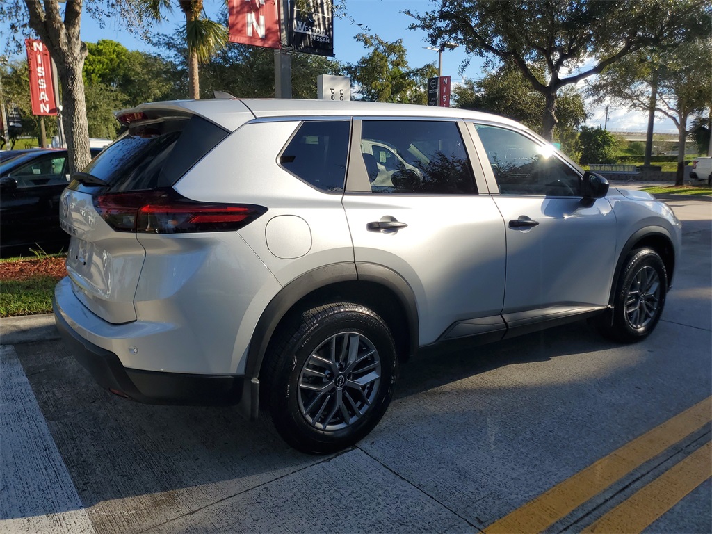 used 2025 Nissan Rogue car