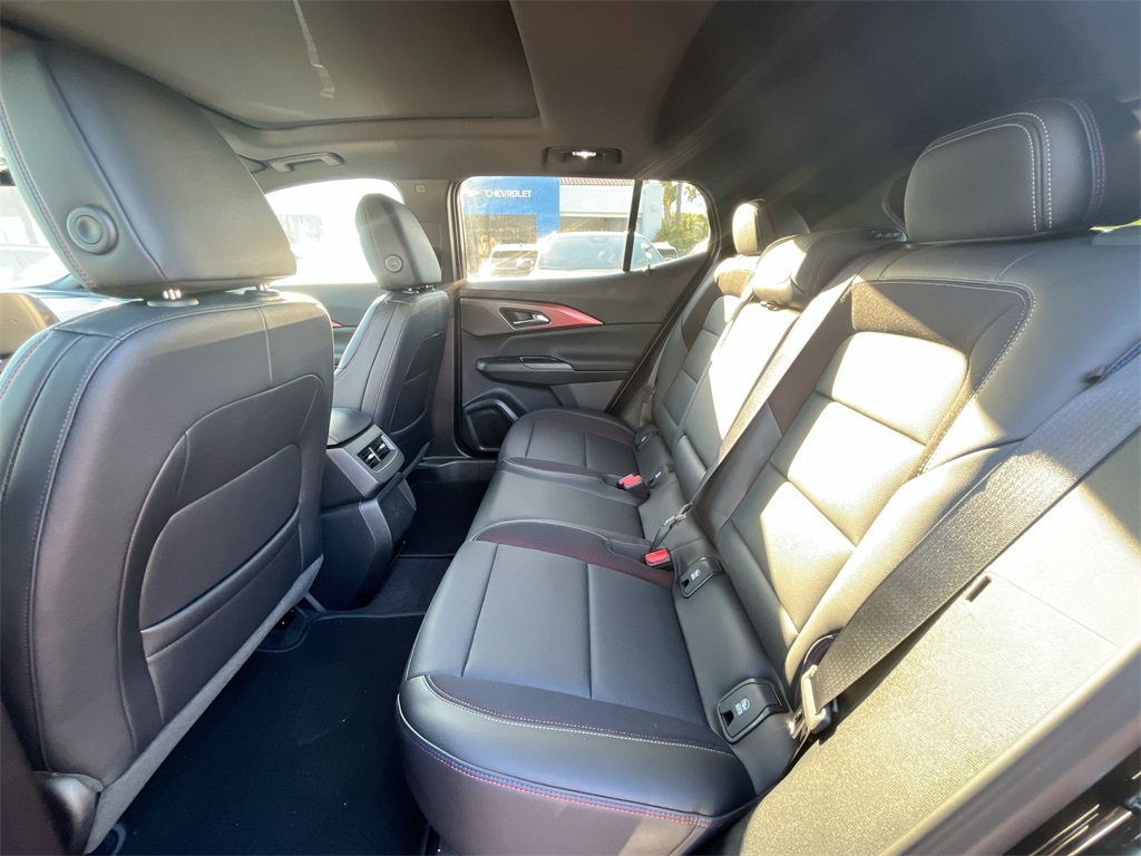 new 2025 Chevrolet Equinox EV car, priced at $41,220