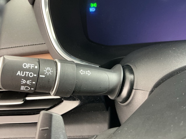 used 2022 Acura MDX car, priced at $33,955