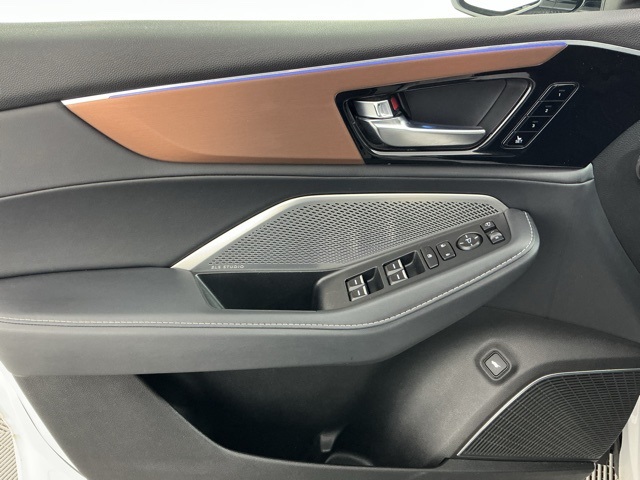 used 2022 Acura MDX car, priced at $33,955