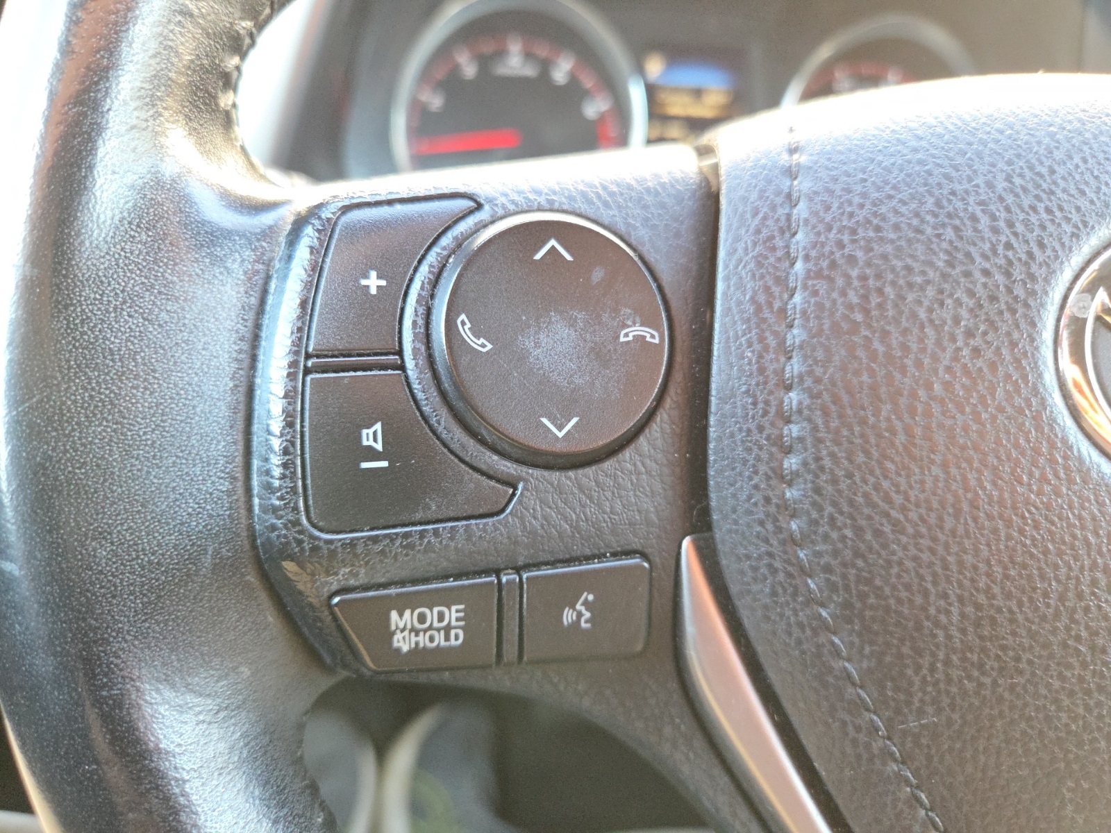 used 2018 Toyota RAV4 car, priced at $17,143