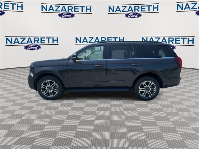 new 2025 Ford Expedition car, priced at $72,300