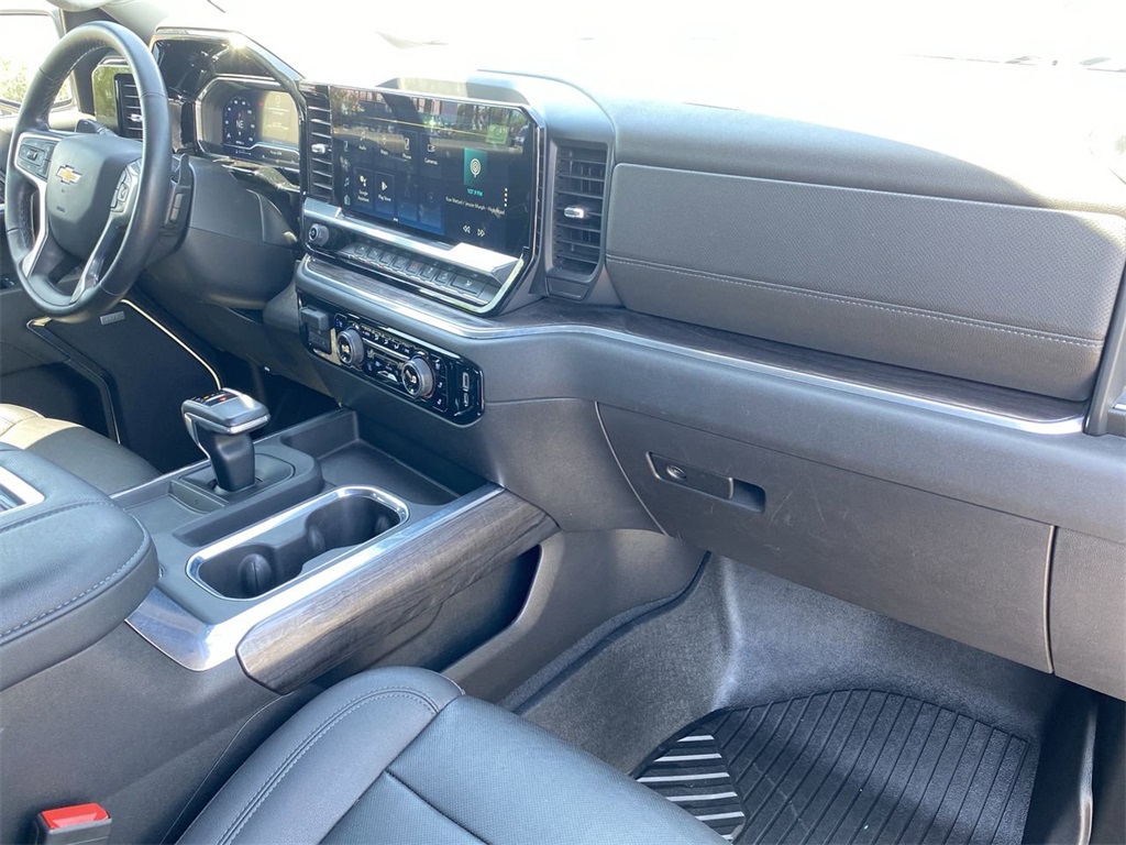 used 2022 Chevrolet Silverado 1500 car, priced at $46,991