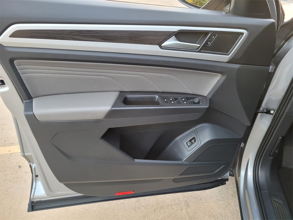 used 2023 Volkswagen Atlas car, priced at $30,700