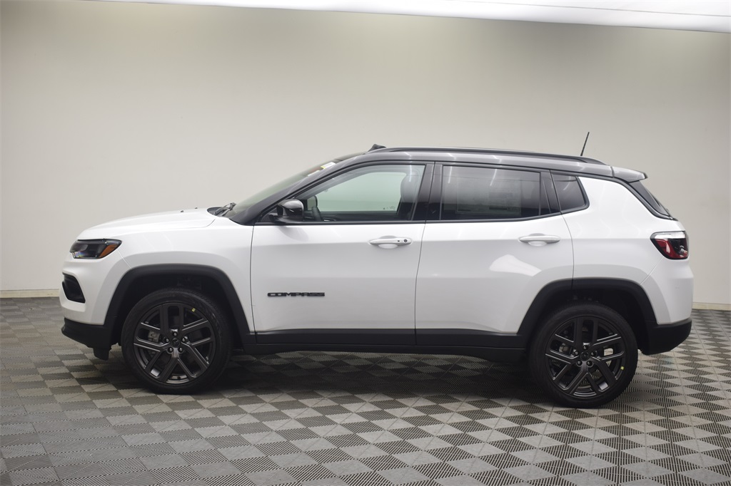new 2025 Jeep Compass car, priced at $39,010