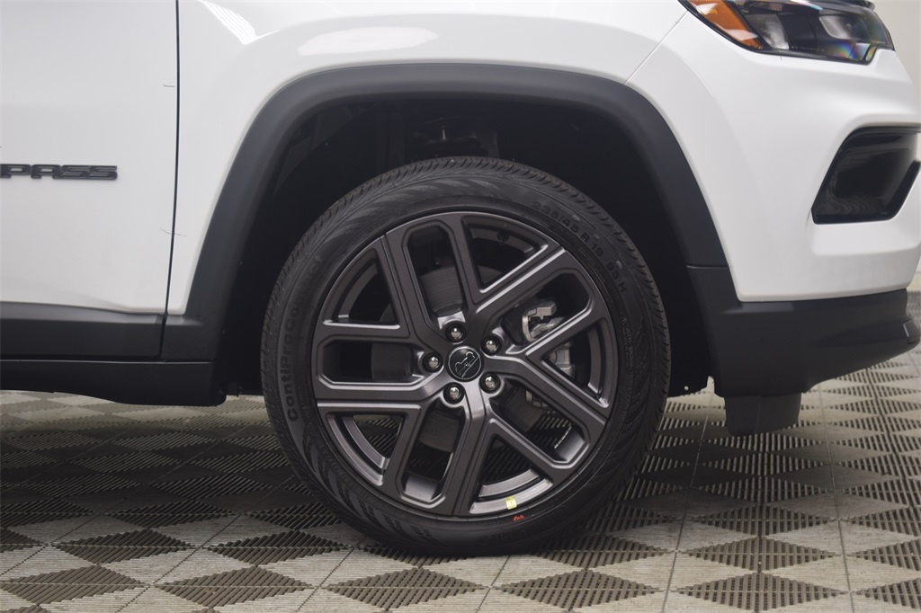 new 2025 Jeep Compass car, priced at $39,010