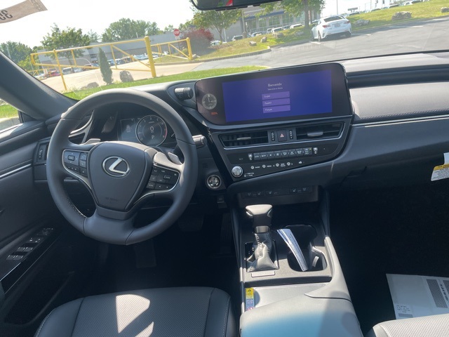 new 2025 Lexus ES car, priced at $49,424