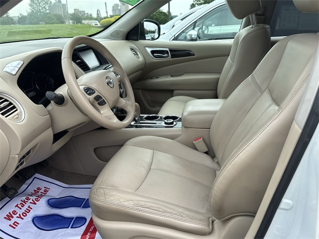 used 2014 Nissan Pathfinder car, priced at $7,595