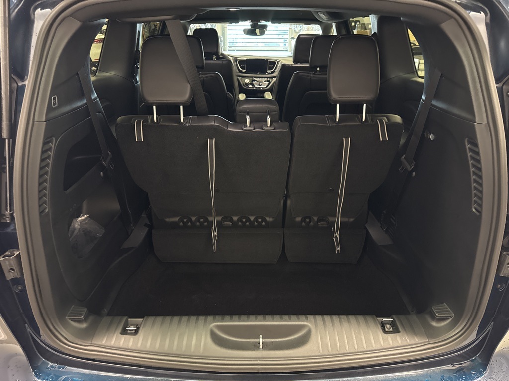 new 2025 Chrysler Pacifica car, priced at $42,383
