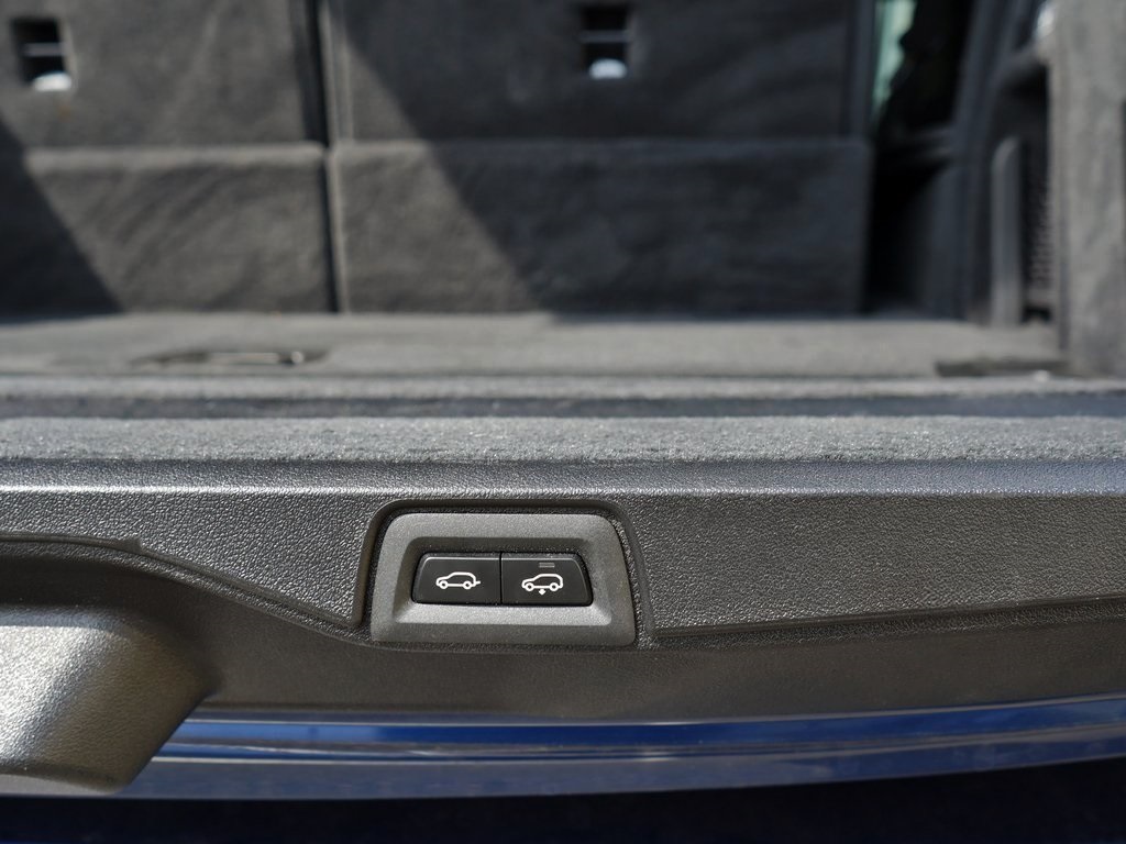 used 2020 BMW X7 car, priced at $34,095