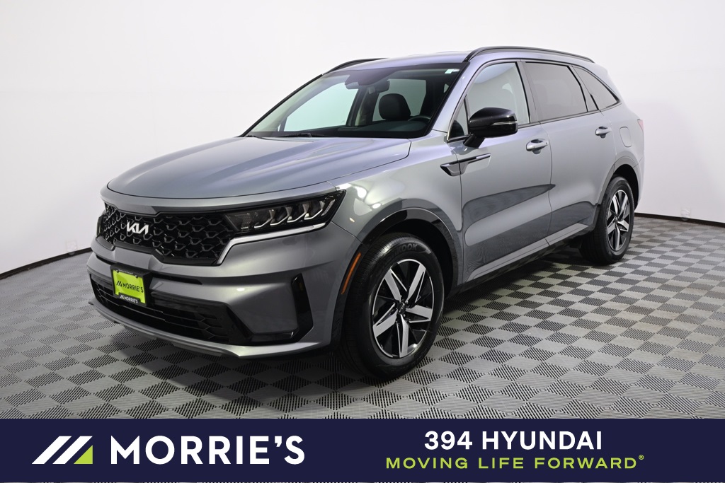 used 2022 Kia Sorento car, priced at $25,999
