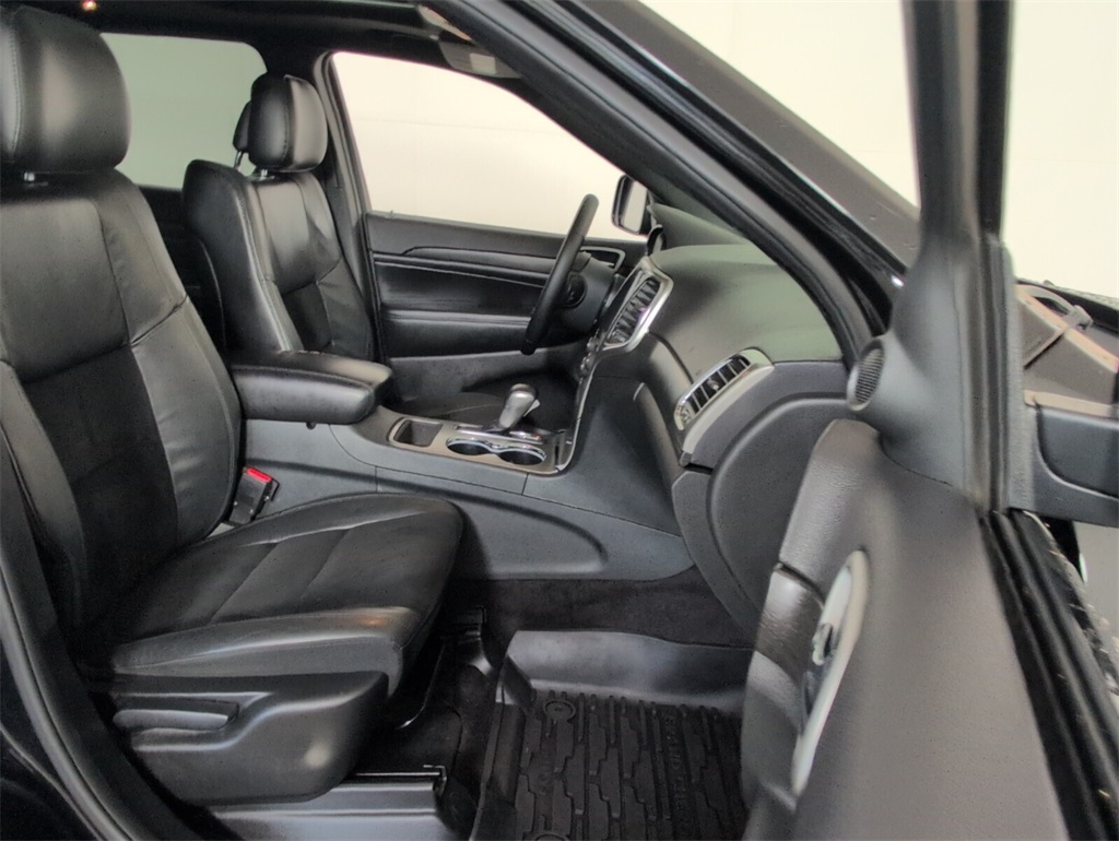 used 2018 Jeep Grand Cherokee car, priced at $13,698