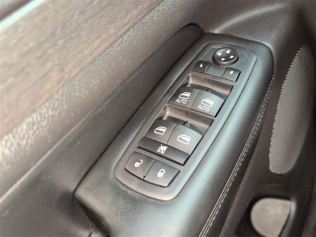 used 2018 Jeep Grand Cherokee car, priced at $13,698