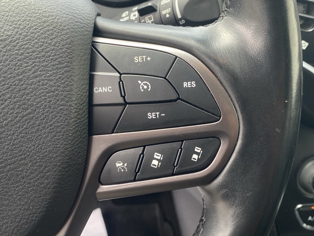 used 2021 Jeep Cherokee car, priced at $21,725