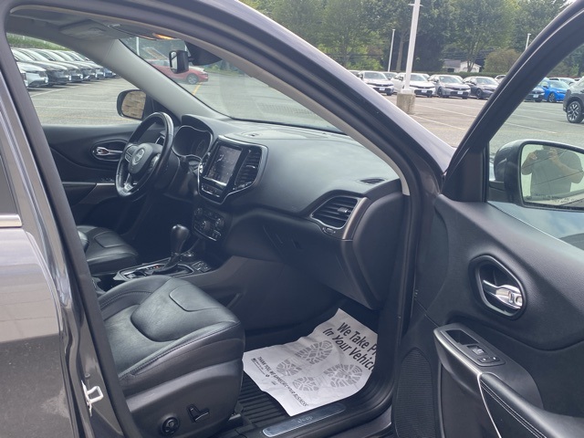 used 2021 Jeep Cherokee car, priced at $21,725