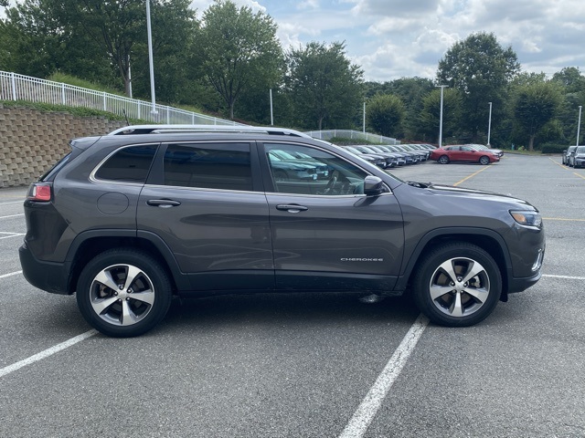 used 2021 Jeep Cherokee car, priced at $21,725