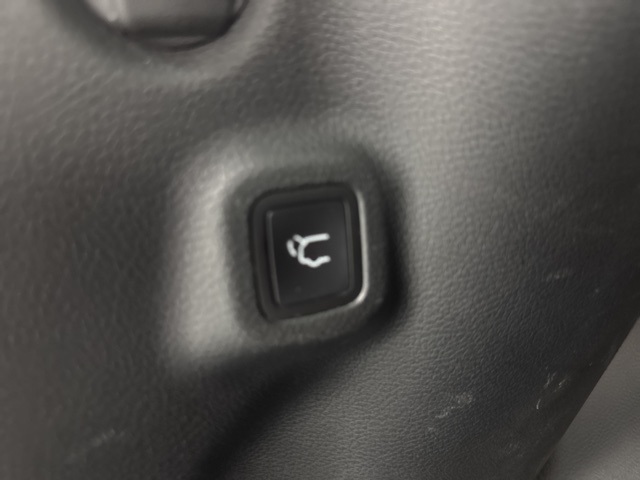 used 2022 Jeep Compass car, priced at $21,988